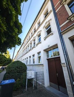 frisch renovierte 2 Raum Wohnung in guter Lage * Bezug ab 02/2026 - Leipzig