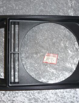 MB185670 Scheinwerferblende rechts Mitsubishi Pajero L040 - Hannover Vahrenwald-List