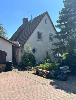Zwangsversteigerung - Einfamilienhaus mit Garage in Osterode -Provisionsfrei für den Ersteher- - Osterode (Harz)