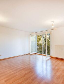 +++ zentral, bequem & renoviert - französischer Balkon - inklusive TG-Stellplatz - ohne Einbauküche +++ - Stuttgart