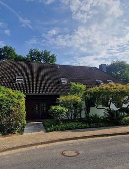 Von Privat! Heide-Ost! Sonniger & großzügiger Walmdachbungalow - Heide