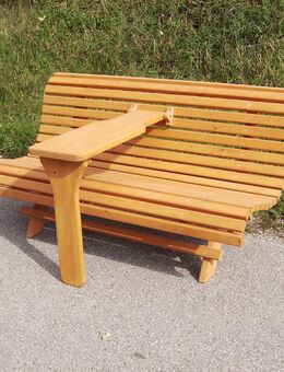 Gartenbank mit Klapptisch fertig lasiert ca 1,5 m lang - Tyrlaching