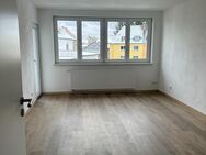 ERSTBEZUG NACH SANIERUNG: Sie möchten eine WG gründen? Zentral gelegene 3-Zimmer-Wohnung - Bayreuth