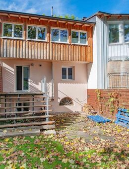 Charmantes Reihenmittelhaus an der historischen Stadtmauer von Isny - zentral, modern und mit Garten - Isny (Allgäu)