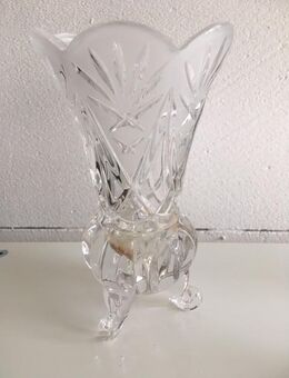 VASE MIT FÜSSCHEN UND SCHLEUDERSTERN 50-60 JAHRE - Großostheim