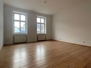 Ansprechende und gepflegte 2-Raum-Hochparterre-Wohnung in Stralsund - Stralsund