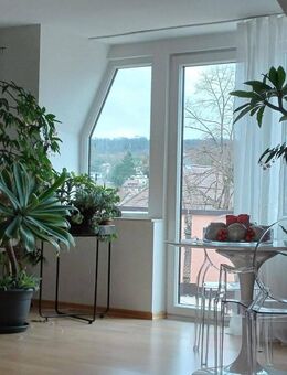 Heilbronn-Ost: Exklusive, moderne 2,5 Zimmer-Wohnung mit herrlicher Aussicht sucht neuen Besitzer - Heilbronn