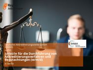 Jurist/in für die Durchführung von Akkreditierungsverfahren und Begutachtungen (w/m/d) - Berlin