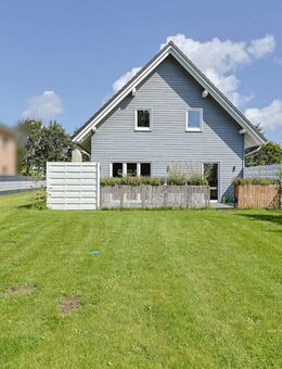 Modernes Einfamilienhaus in Feldrandlage - Neubau in Holzbauweise auf großzügigem Grundstück - Mucheln