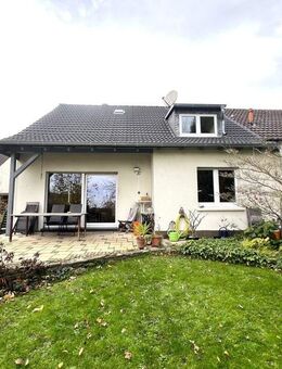 Einziehen und wohlfühlen! DHH mit 137 m² und Garten + Garage! Ruhig und Zentrumsnah in Hattingen - Hattingen