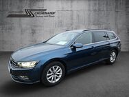 VW Passat Variant, Business, Jahr 2023 - Uffenheim