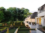 Modernes Wohnen im Schlosspark; Attraktive Eigentumswohnungen in einmaliger, unvergleichbarer Lage - Grafschaft
