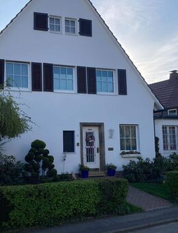 Großes Einfamilienhaus mit Wintergarten - Menden (Sauerland)