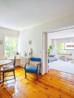 IMMOBERLIN.DE - Immobilienpaket in Toplage! Charmante Häuser auf sehr idyllischem Grundstück - Berlin