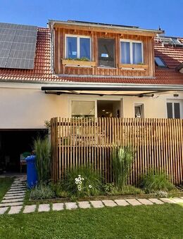 Einfamilienhaus - kernsaniert mit Innenhof und Garten, Scheune, PV - Ober-Ramstadt