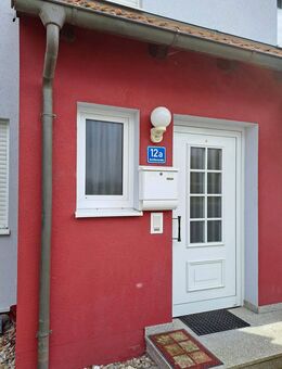 Reihenmittelhaus mit kleinem Garten und Garage, AussenStPlatz ab sofort zu vermieten - Vohburg (Donau)