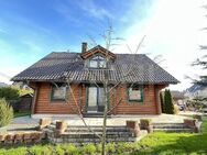 Wohnglück auf großem Grundstück ... Charmantes Einfamilienhaus mit zusätzlichem Bauland, Carport, Garage und Wohlfühlgarantie in Treben - Treben