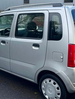 OPEL AGILA 1.2 ORG. 45 TKM MIT SCHECKHEFT 1.HAND TÜV NEU - Sundern (Sauerland) Zentrum
