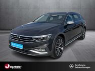 VW Passat Variant, 2.0 TDI Alltrack, Jahr 2022 - Saal (Donau)