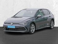 VW Golf, 1.5 TSI VIII R-Line Dig, Jahr 2020 - Lehrte