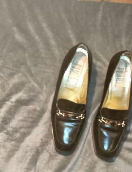 Italienische Lederschuhe, Größe 38–39 - Neuburg