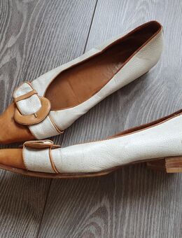 Elegante Damen Pumps Gr.38 Beige/Braun mit Schnalle **Anschauen** - Köln
