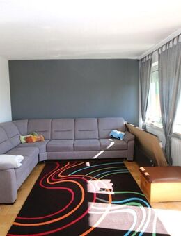 Herrliche 3-4 Zi.-Wohnung mit traumhaftem Ausblick und eigenem Schwimmbad sowie Sauna im Haus - Freising