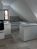 Küche - moderne Einbauküche Mattweiß – Bora & Siemens Geräte in 93183