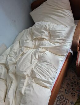 Karo-Steppbett, Bettdecke, Federbett, 200x130, Kopfkissen 80x80 cremfarbig - Schnaittenbach