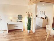 Helle, kernsanierte 4ZKB Dachgeschosswohnung in Markt Indersdorf mit Balkon & kleinem Garten - Markt Indersdorf