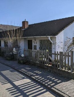 Einfamilienhaus in ruhiger Seitenstraße mit schönem Fernblick - Oberweiler-Tiefenbach