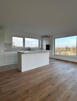 Licht-durchflutete 3,5-Zimmerwohnung mit Südbalkon! Wohnung Nr. 4 im 1. OG - Bad Wimpfen