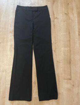 schwarze Stoffhose mit feinen Nadelstreifen - Dortmund