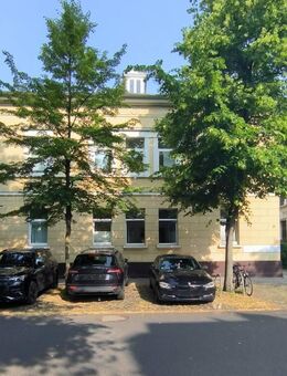 Dachgeschosswohnung im Steintorwall - Braunschweig
