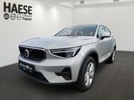 Volvo XC40, Core B3 EU6d digitales El, Jahr 2024 - Wiesbaden Kastel