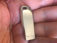 USB Stick 2 TB in Dresden zu verschenken oder Versand - Dresden