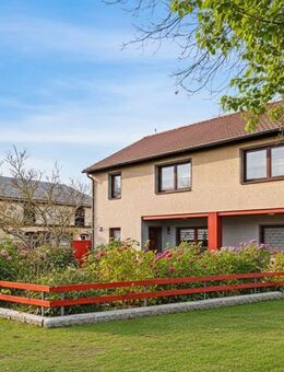 Zweifamilienhaus mit Hof, Garten und Scheune - Planebruch