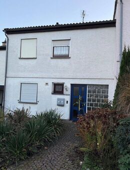 Reihenmittelhaus mit großem Garten und Garage - Heilbronn