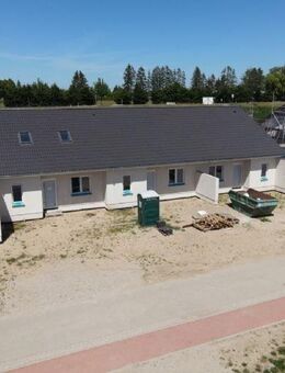 Neue Heimat finden!! Reihenmittelhaus am Peenetal! Familienfreundliche Umgebung! - Loitz