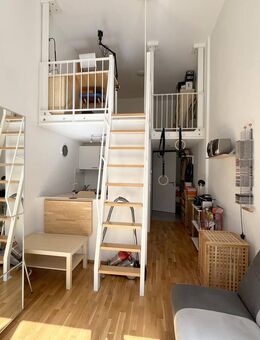 Bald beziehbar: Bezauberndes Galerie-Apartment mit Terrasse - München