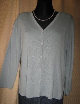NEU* Edle, klassische Cardigan * Strick- Jacke ''Avance Creation'' Größe 40- 42, 44 / M * blau- grau * - Riedlingen Zentrum