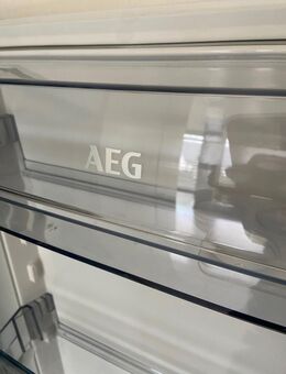 AEG Einbau-Kühl-Gefrierkombination SDB612E1AS – fast neu, Top Zustand, NP 1.389 € - Stuttgart