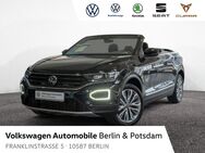 VW T-Roc Cabriolet, 1.5 TSI Active APP, Jahr 2021 - Berlin