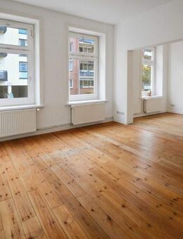 Helle Altbauwohnung im Hochparterre mit eigenem Zugang zum Garten und Hamburger Dielenboden! - Hamburg