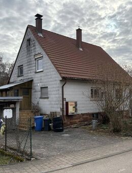 Zwangsversteigerung: Einfamilienhaus mit ehemaliger Gaststätte und Garage zu verkaufen - Niederstetten