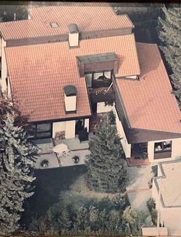 Zirndorf Alte Veste ! Großzügiges Architektenhaus mit separater Einliegerwohnung - Zirndorf