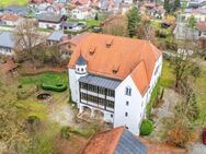 Historisches Schloss in saniertem Zustand mit großem Grundstück - Kirchdorf (Inn)