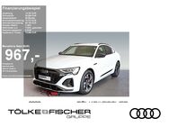 Audi Q8, Sportback 50 quattro S-Line STH, Jahr 2023 - Krefeld