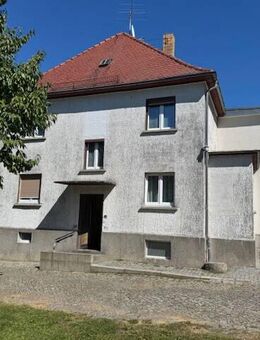 Zwei-Familien-Haus mit großem Grundstück - Schmölln-Putzkau