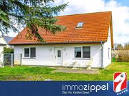 Ruhiges Wohnen in Petershagen: EFH zur Modernisierung, 5 Zi., 2 Bäder, Wintergarten, 734 m² Grndst. - Petershagen (Eggersdorf)